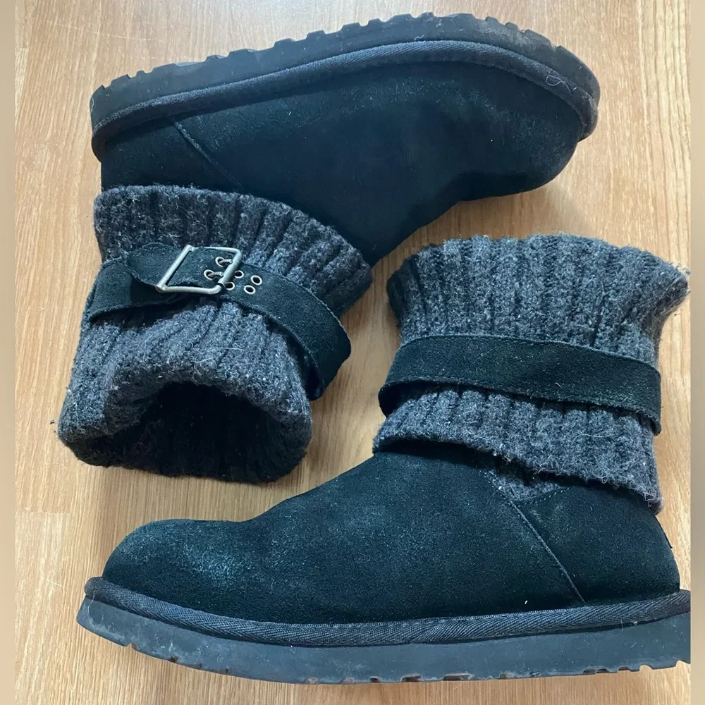 UGG Classic Solene Mini Sweater Buckle Boots Black Size 8